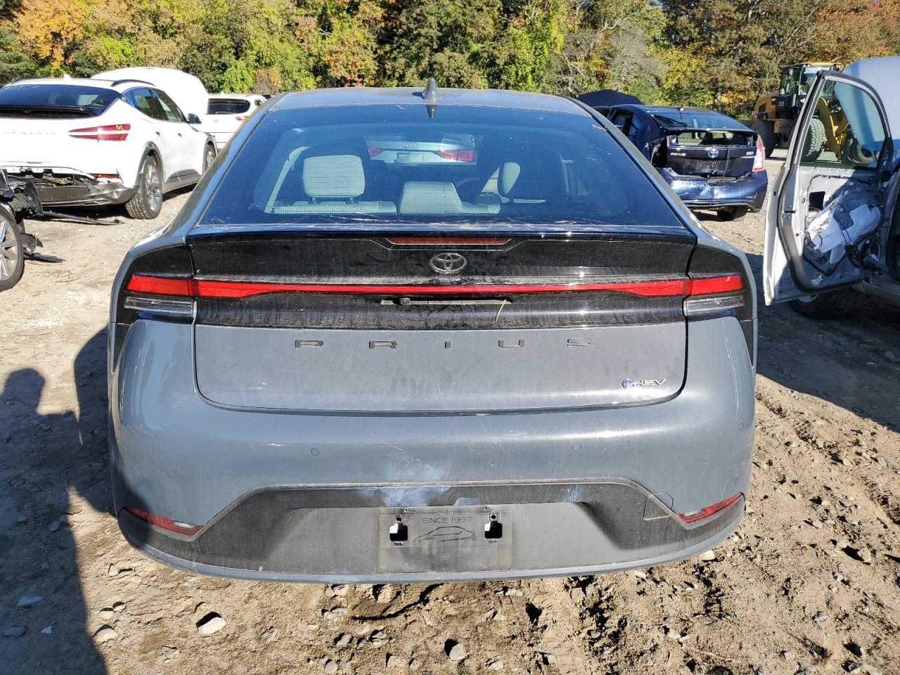 Toyota Prius Le Image 6