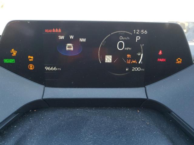 Toyota Prius Le Image 10