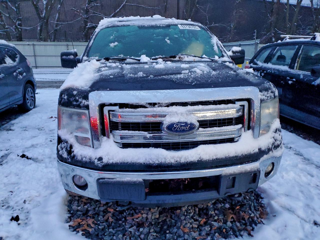 Ford F-150 Supercrew Image 12