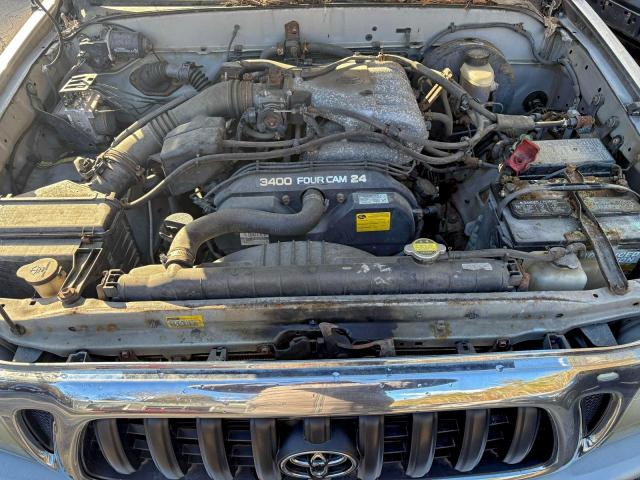 Toyota Tacoma Xtracab Image 6