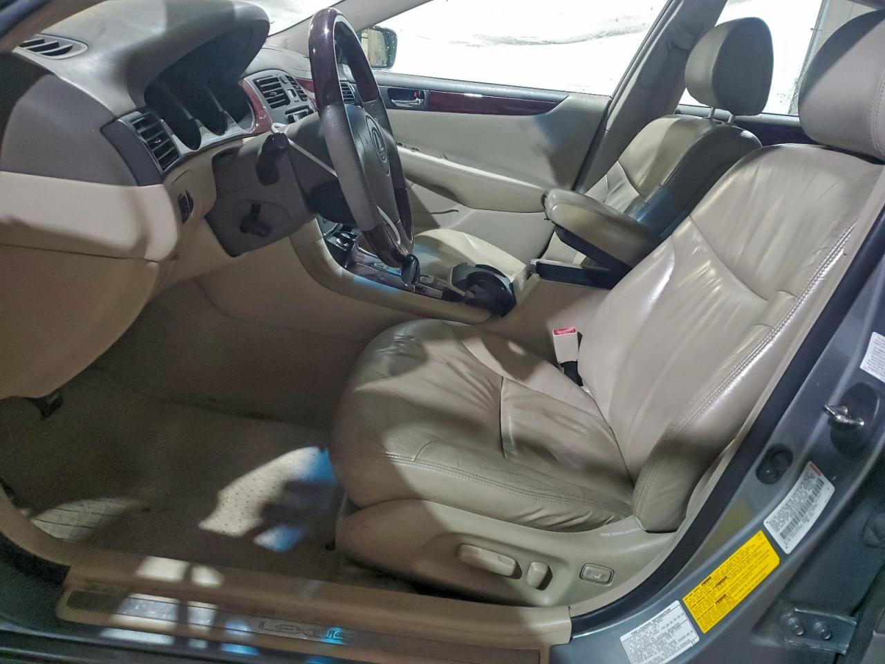 Lexus Es 300 Image 7