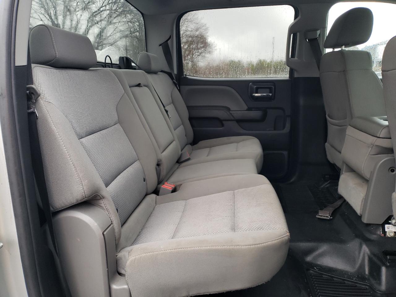 Chevrolet Silverado K2500 Heavy Duty Image 11