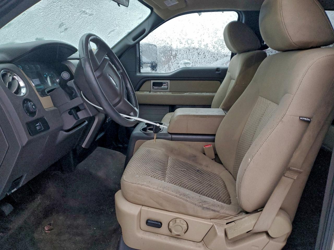 Ford F-150 Supercrew Image 12