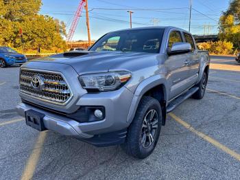  Salvage Toyota Tacoma