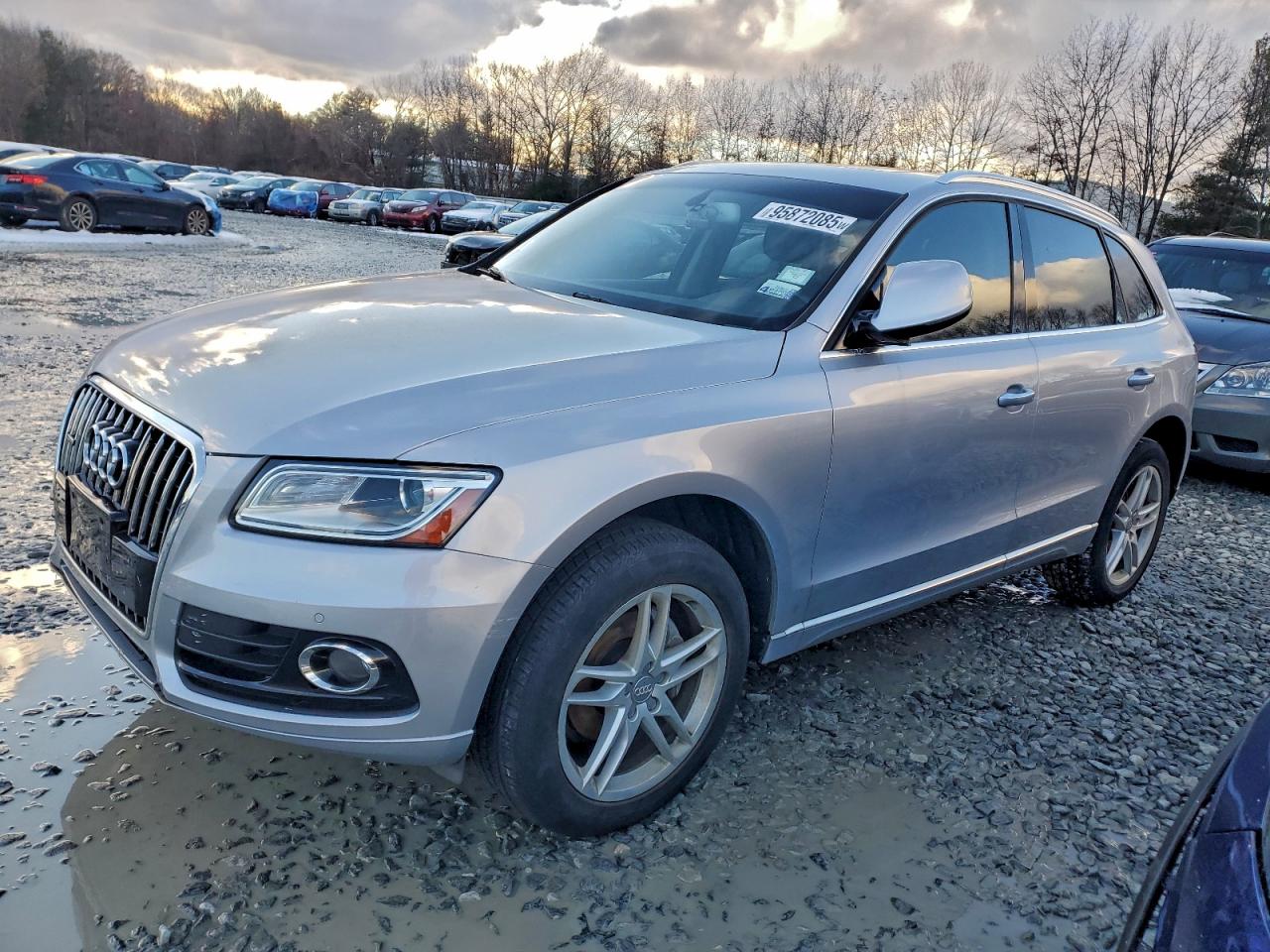 Audi Q5 Premium Plus Image 1
