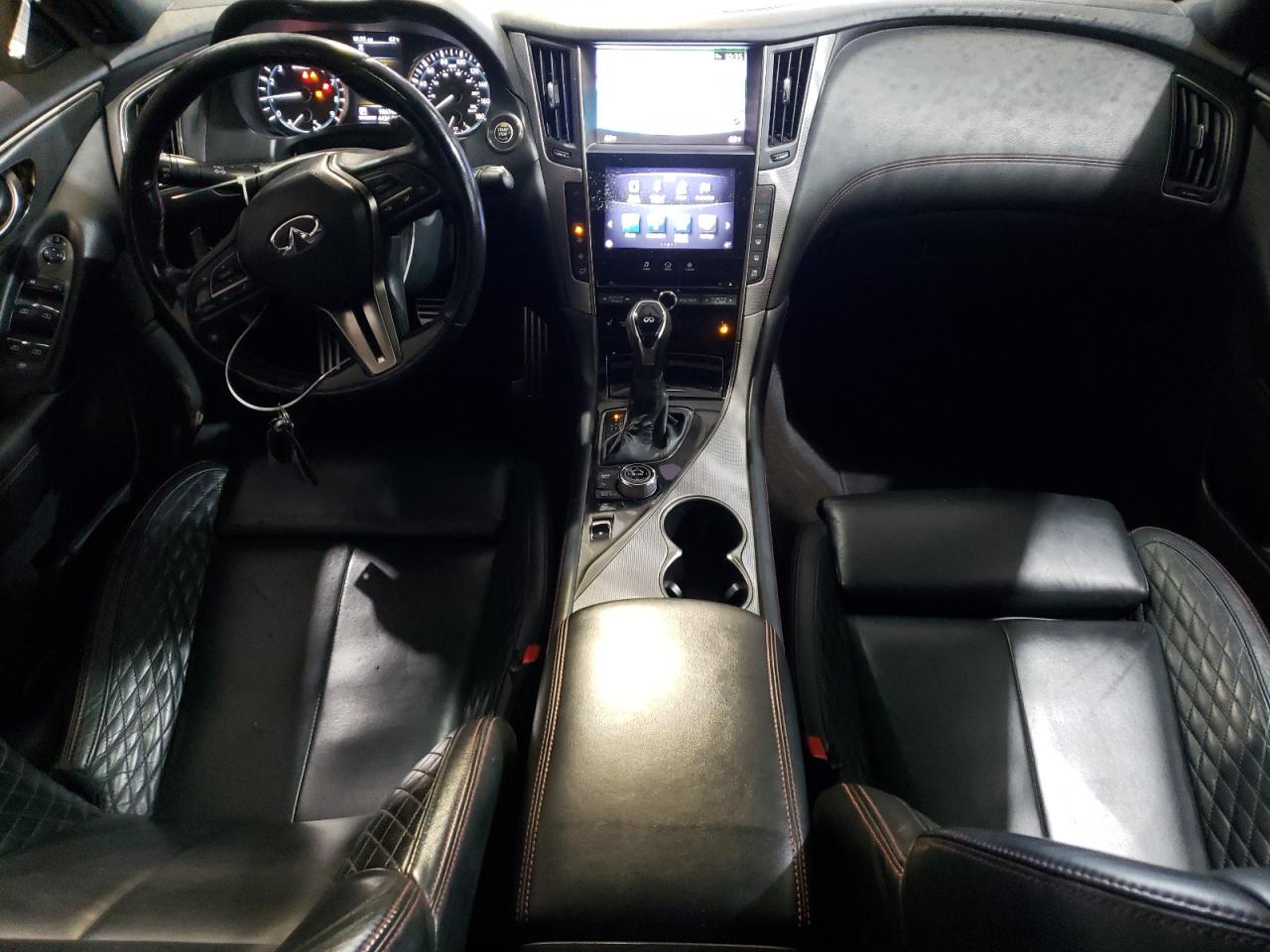 INFINITI Q50 Red Sport 400 Image 7