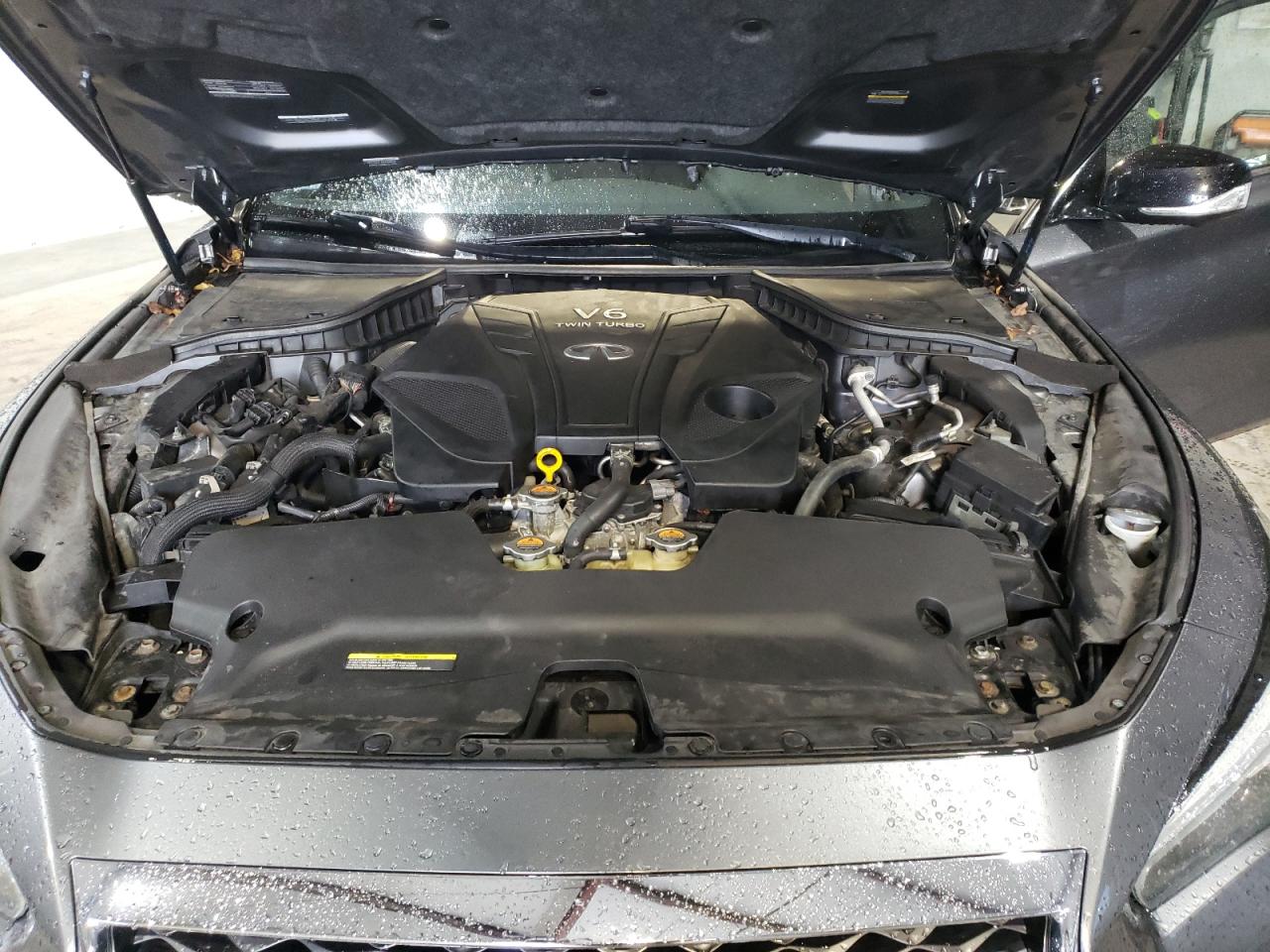 INFINITI Q50 Red Sport 400 Image 11