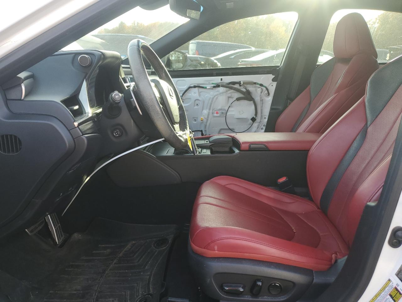 Lexus Es 350 F Sport Image 12