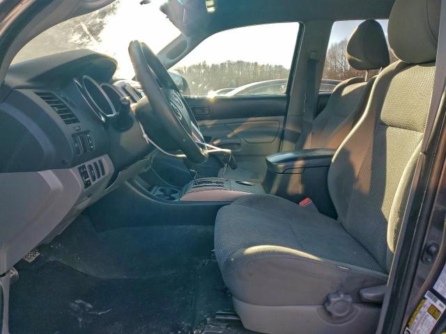 Toyota Tacoma Double Cab Prerunner Image 5