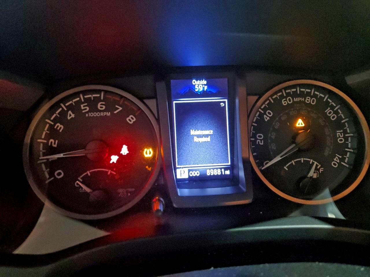 Toyota Tacoma Double Cab Image 7