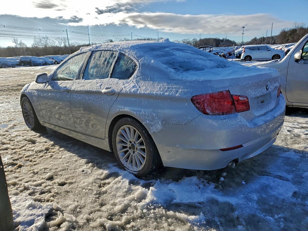 BMW 5 Series Xi Image 2