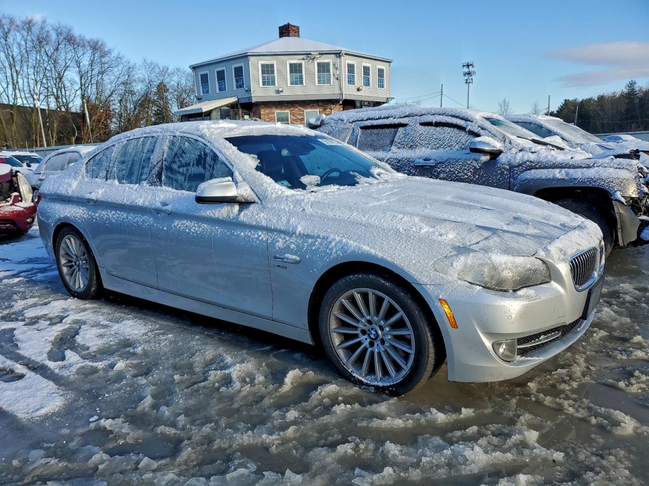 BMW 5 Series Xi Image 11