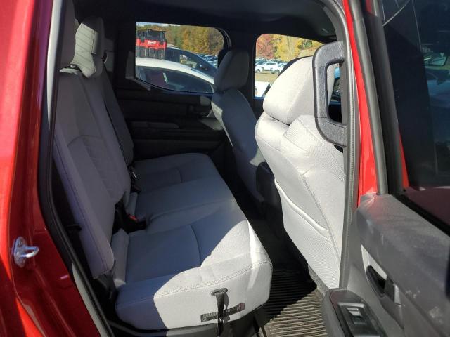 Toyota Tacoma Double Cab Image 12