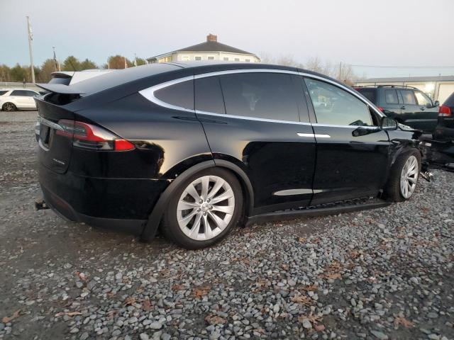 Tesla Model X Image 4