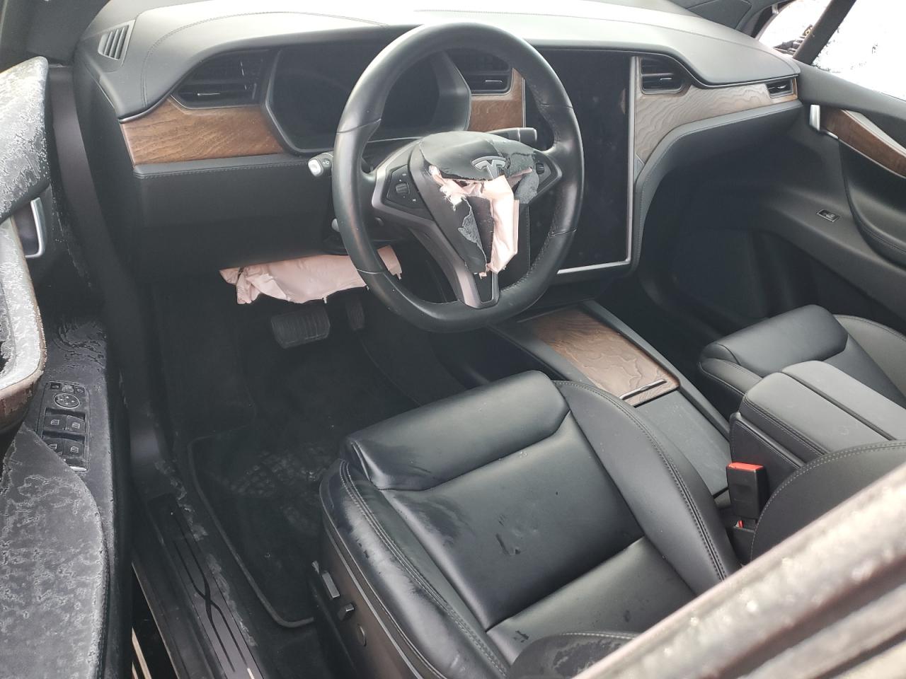 Tesla Model X Image 5