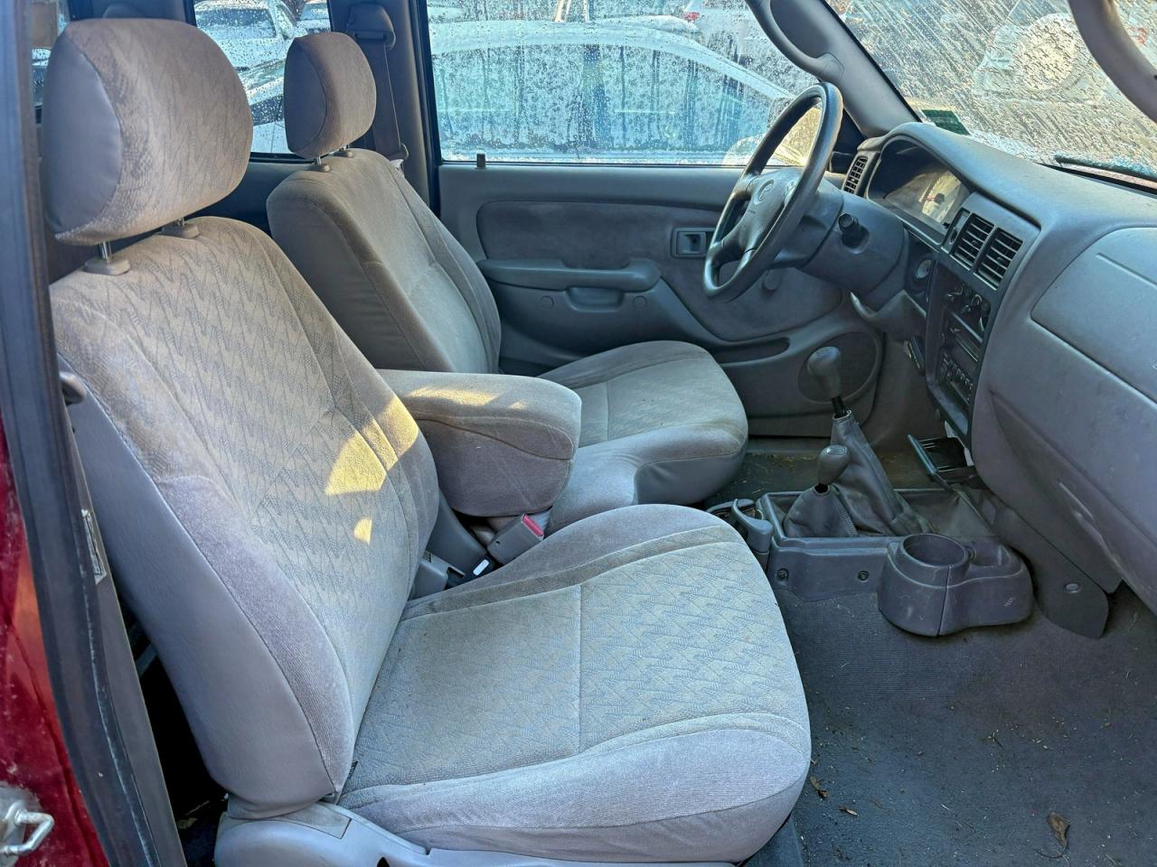 Toyota Tacoma Xtracab Image 10