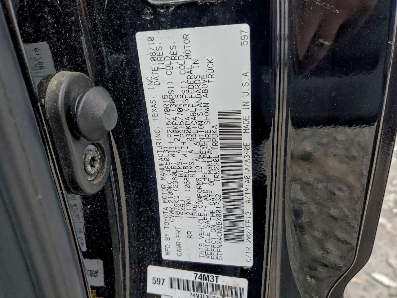 Toyota Tacoma Image 6