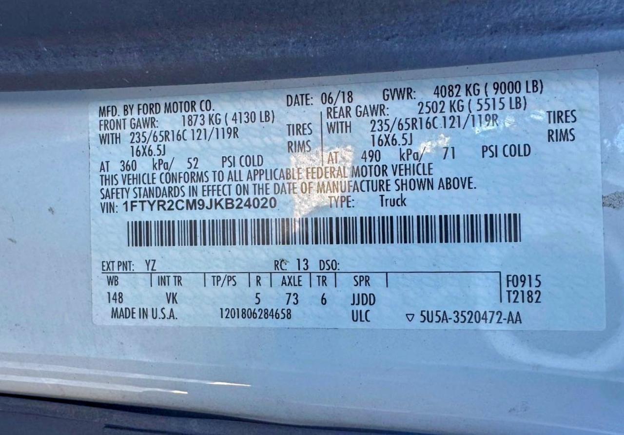 Ford Transit T-250 Image 4