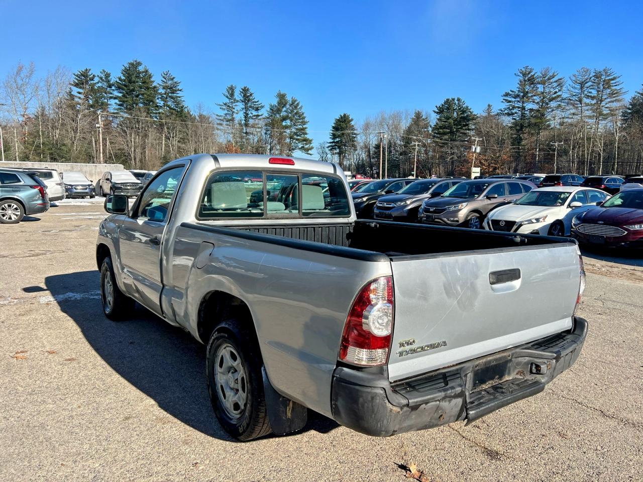 Toyota Tacoma Image 5