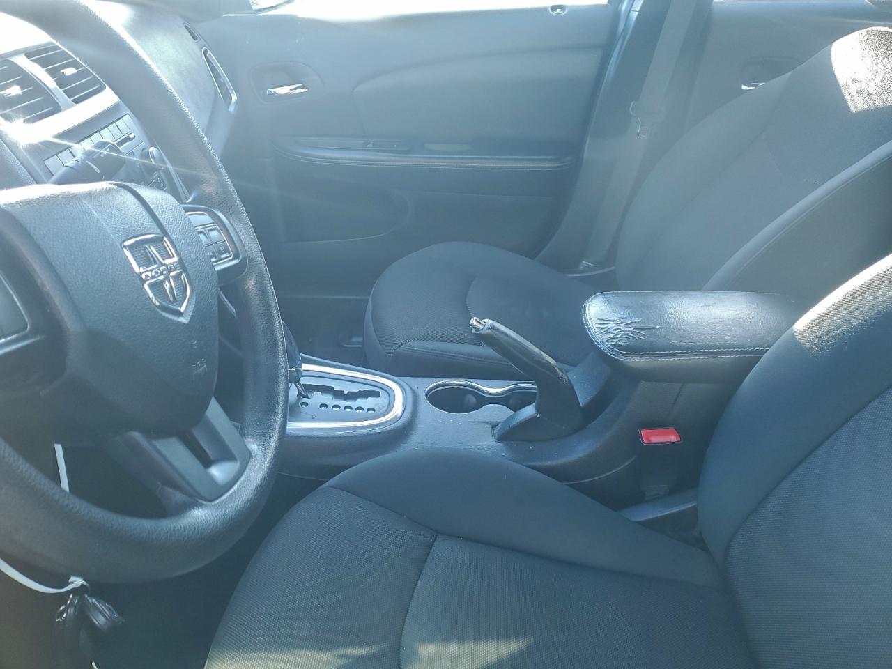 Dodge Avenger Se Image 6