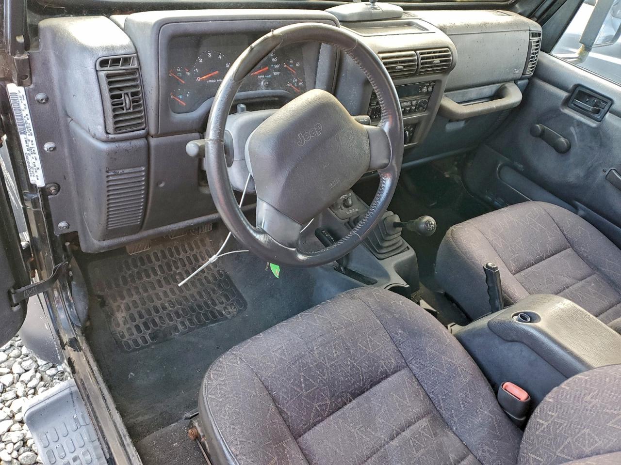 Jeep Wrangler Sport Image 9