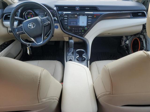 Toyota Camry Hybrid Image 5