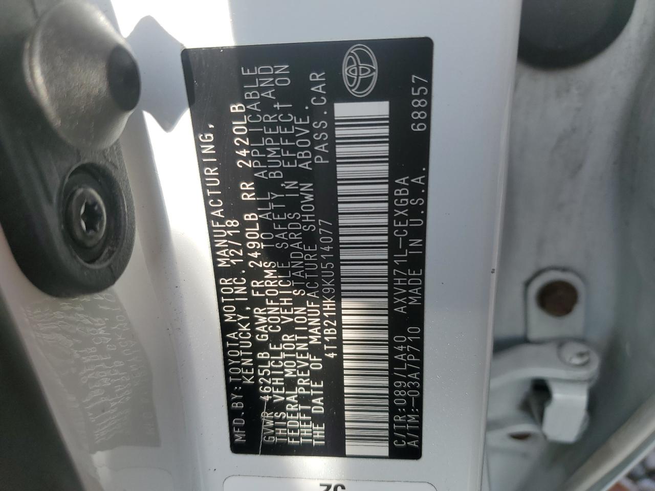 Toyota Camry Hybrid Image 11