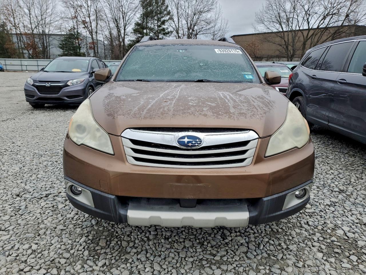 Subaru Outback 2.5i Limited Image 11