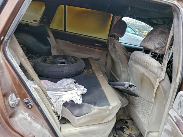 Subaru Outback 2.5i Limited Image 2