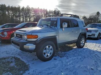  Salvage Toyota FJ Cruiser