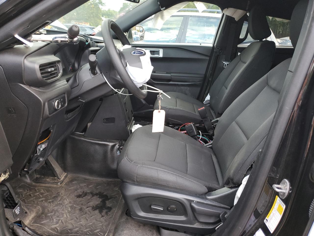 Ford Explorer Police Interceptor Image 11