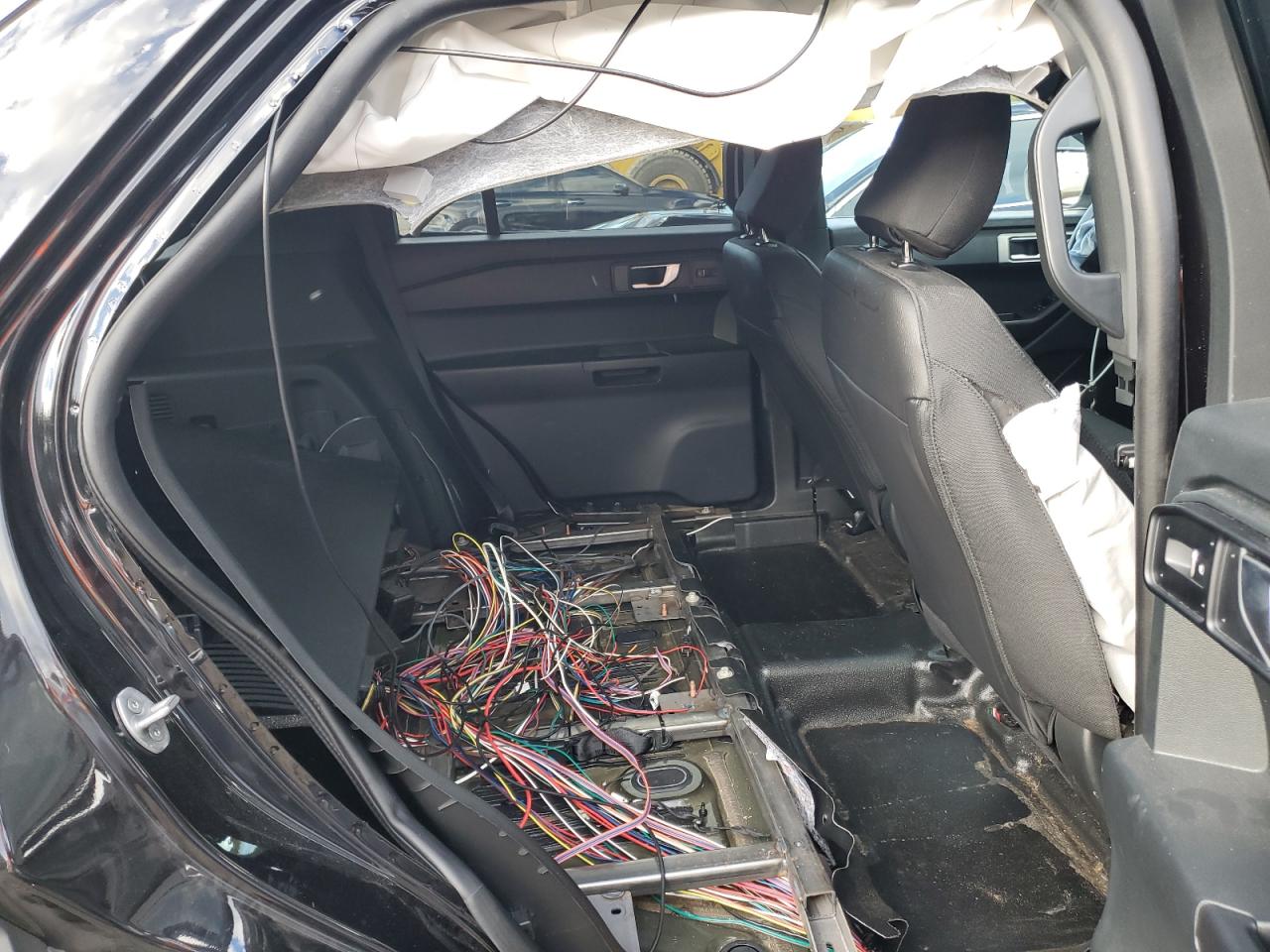 Ford Explorer Police Interceptor Image 9