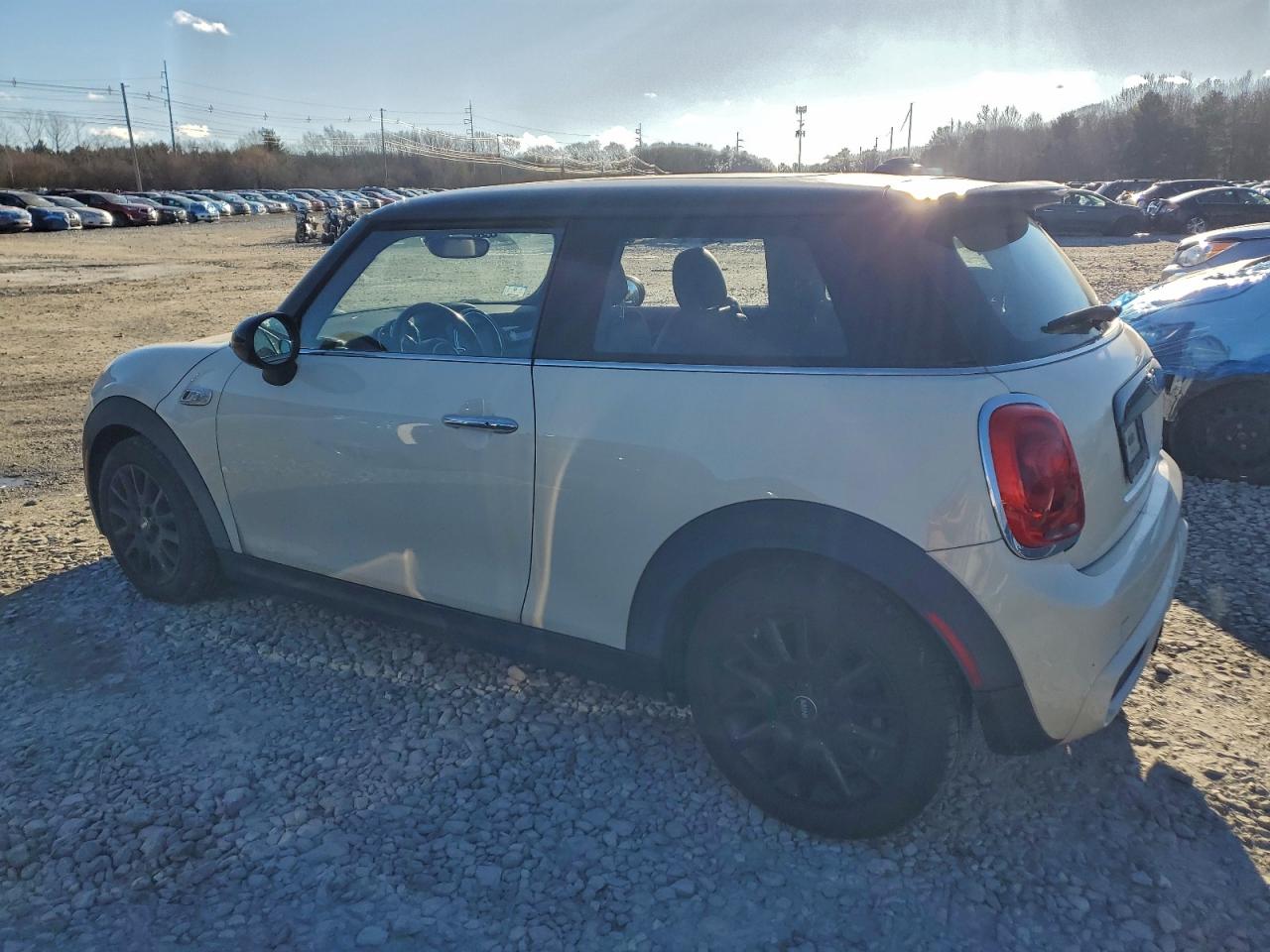 MINI Cooper S Image 2