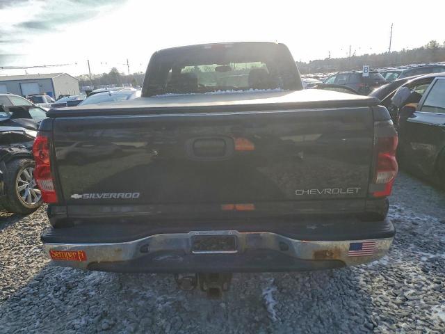 Chevrolet Silverado K1500 Image 4