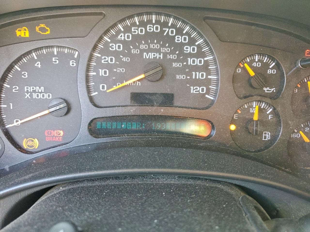 Chevrolet Silverado K1500 Image 9