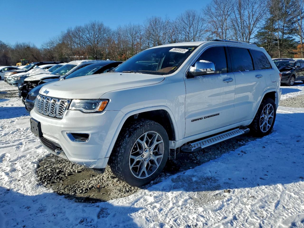 Jeep Grand Cherokee Overland Image 1