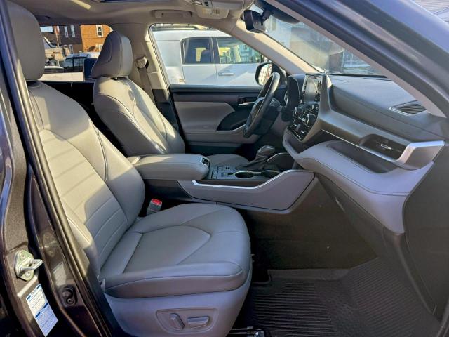 Toyota Highlander Xle Image 3