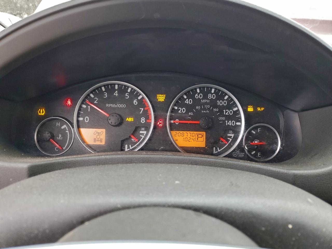 Nissan Pathfinder S Image 10