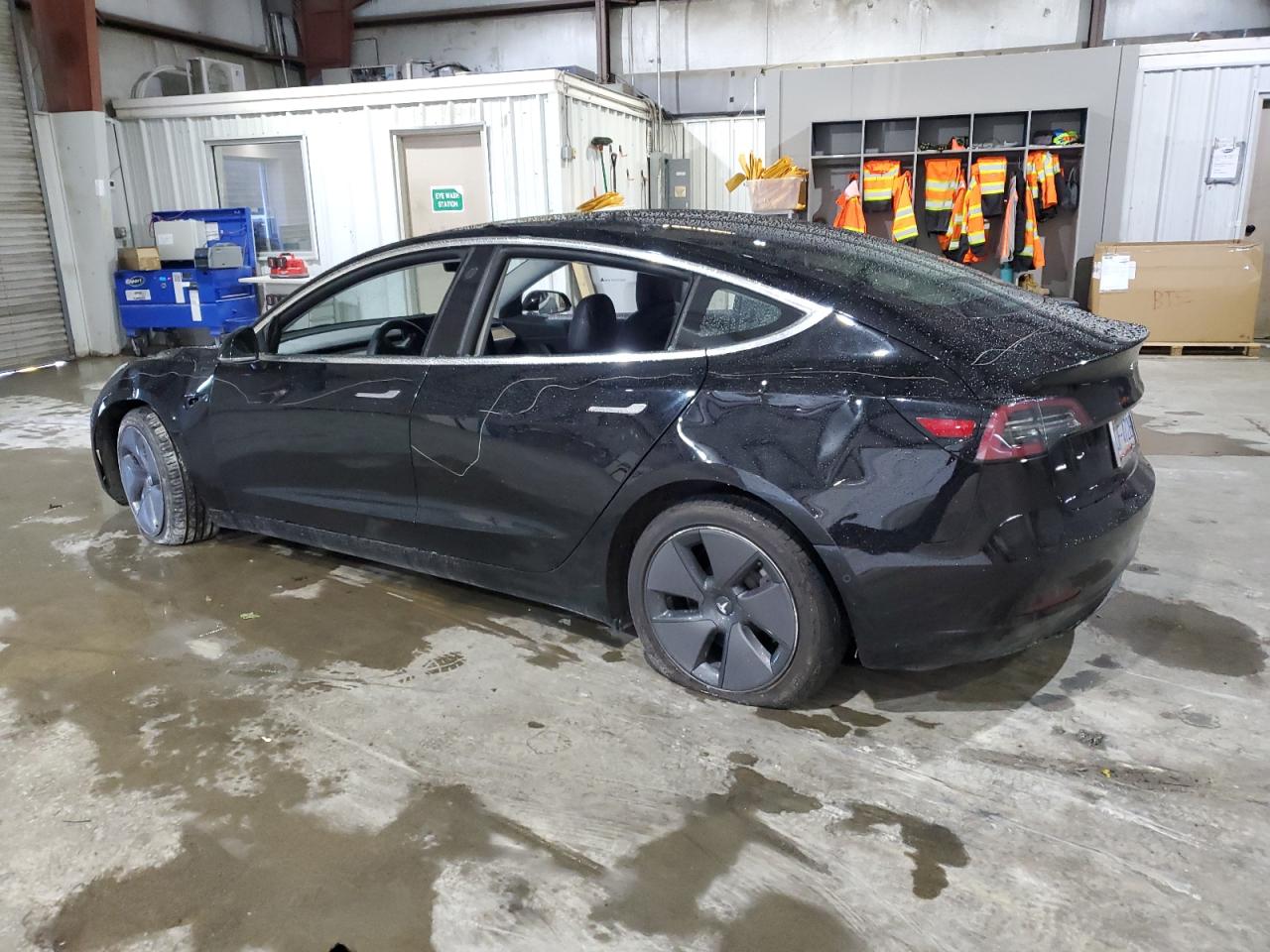 Tesla Model 3 Image 2