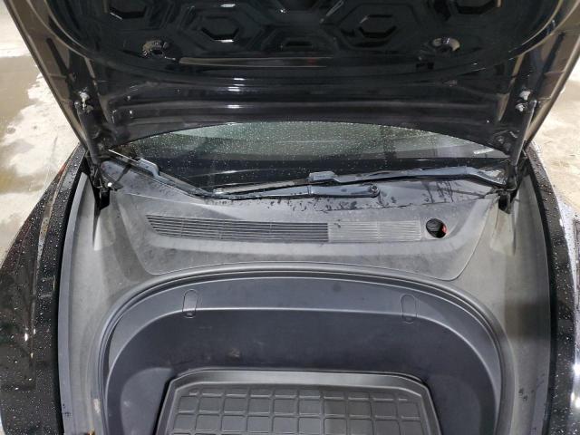 Tesla Model 3 Image 10