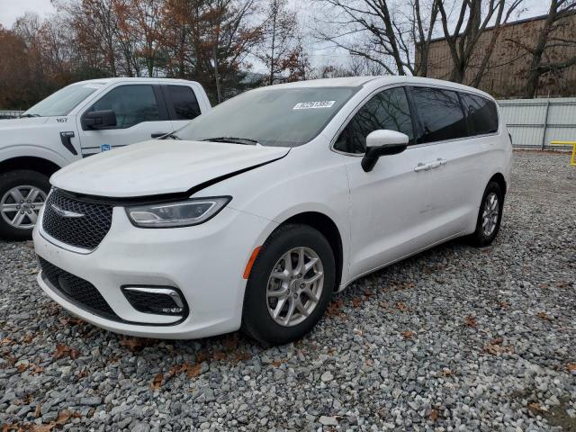  Salvage Chrysler Pacifica