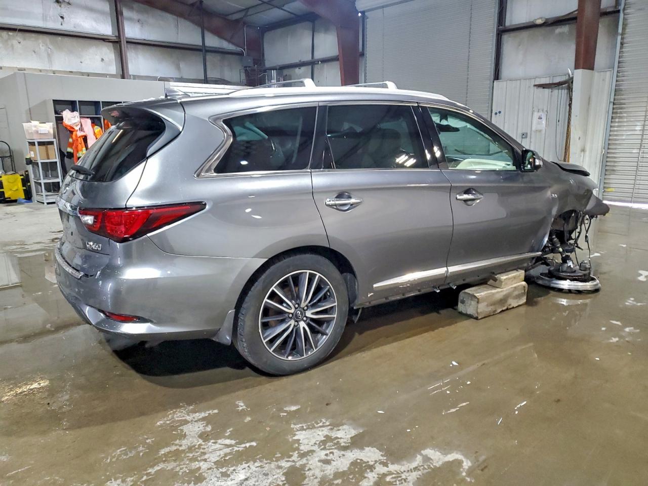 INFINITI Qx Luxe Image 8