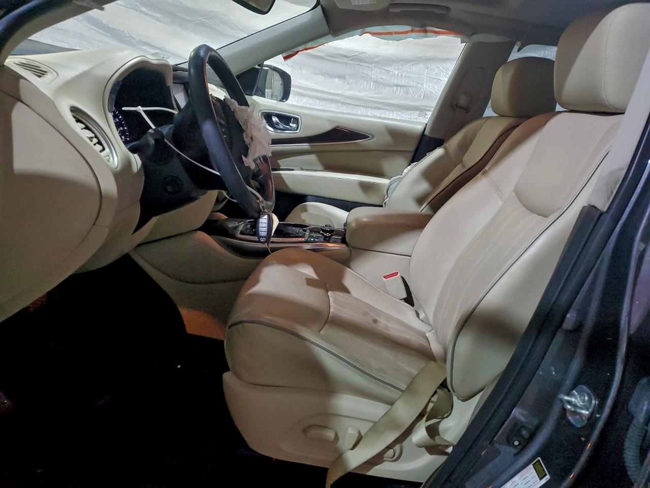 INFINITI Qx Luxe Image 4