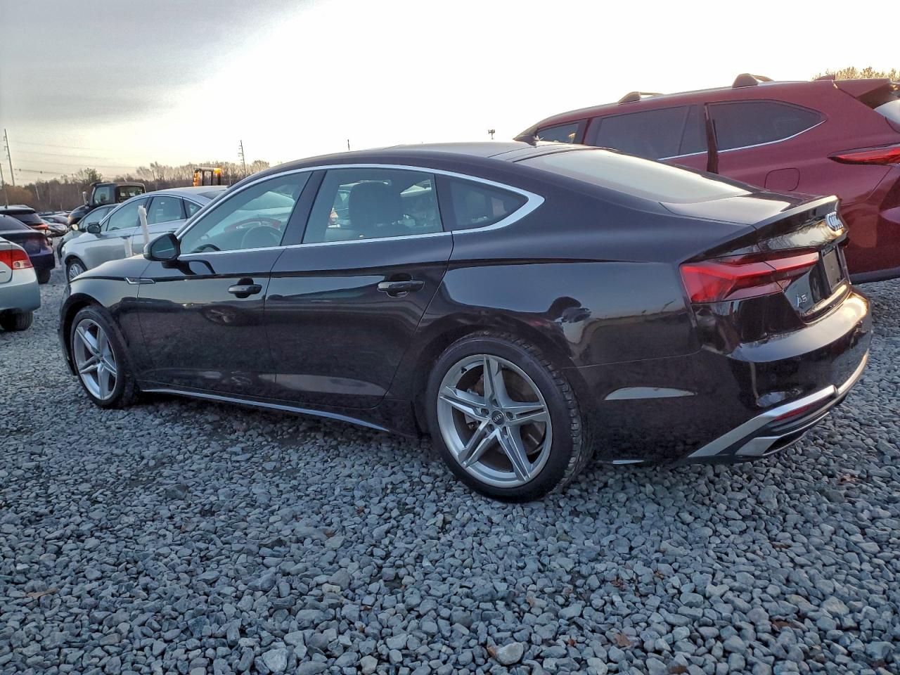 Audi A5 Premium 45 Image 2