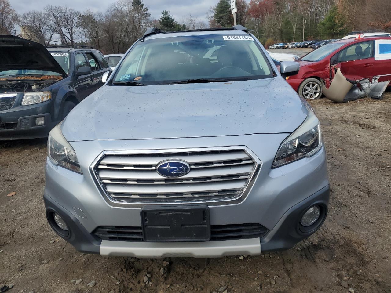 Subaru Outback 2.5i Limited Image 8