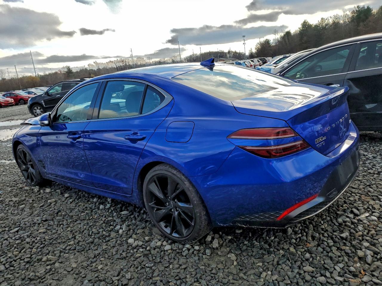 Genesis G70 Base Base Image 10