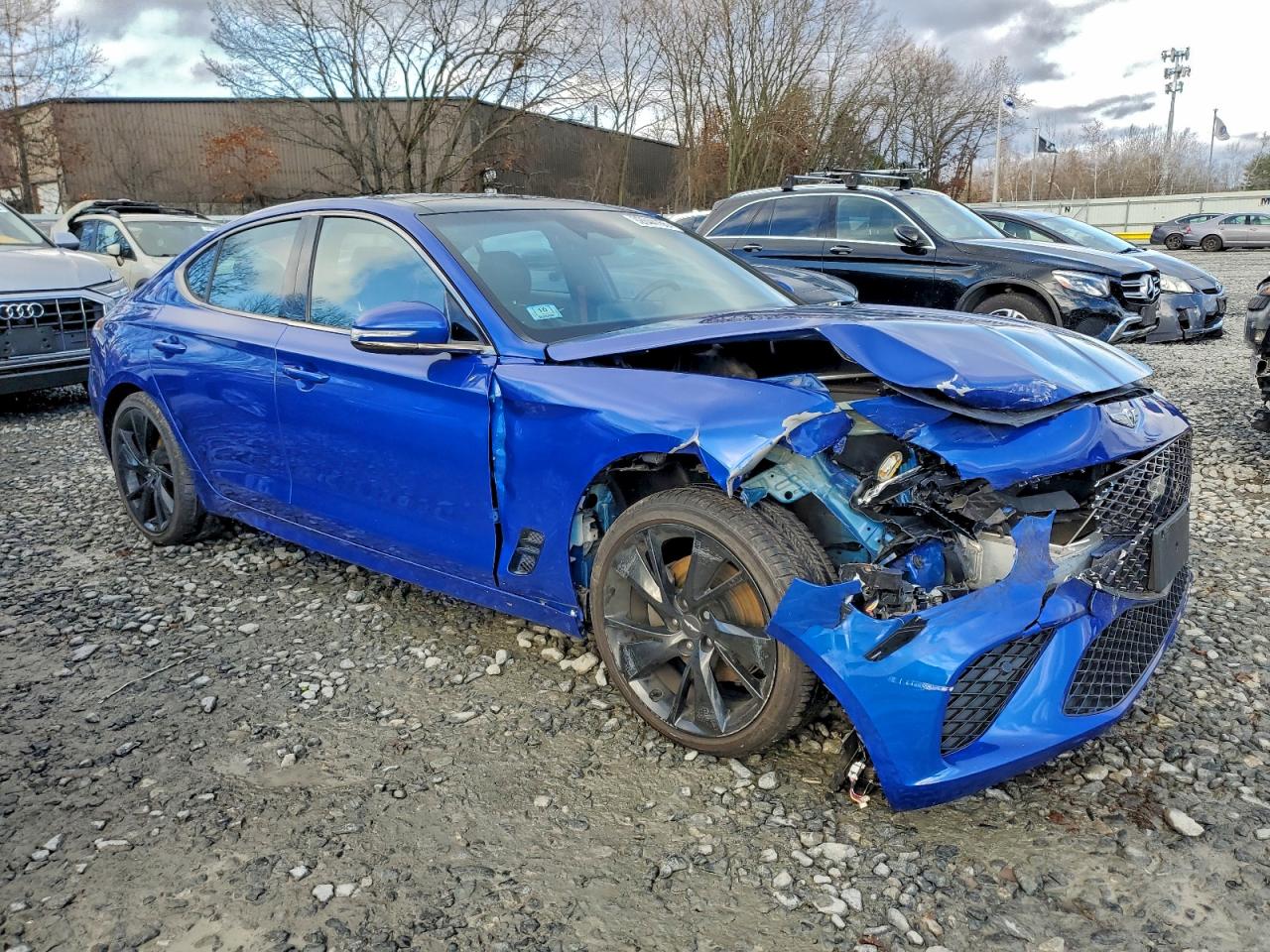 Genesis G70 Base Base Image 11