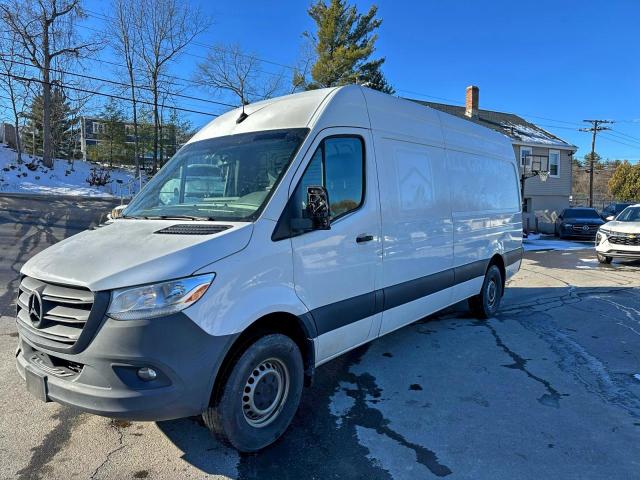  Salvage Mercedes-Benz Sprinter