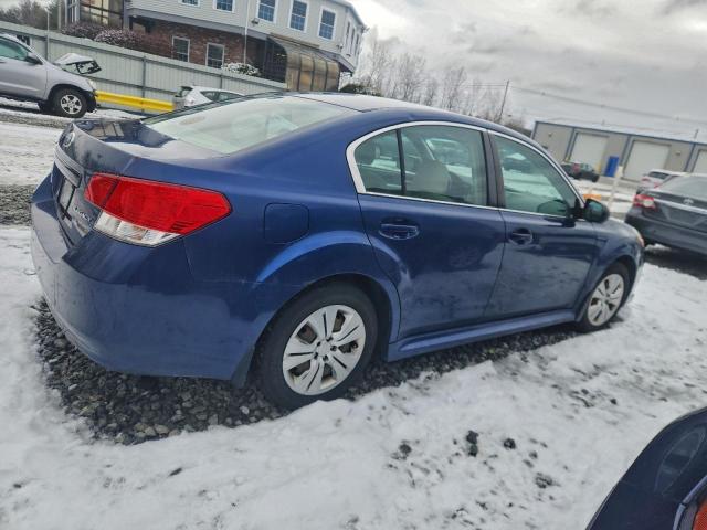 Subaru Legacy 2.5i Image 10