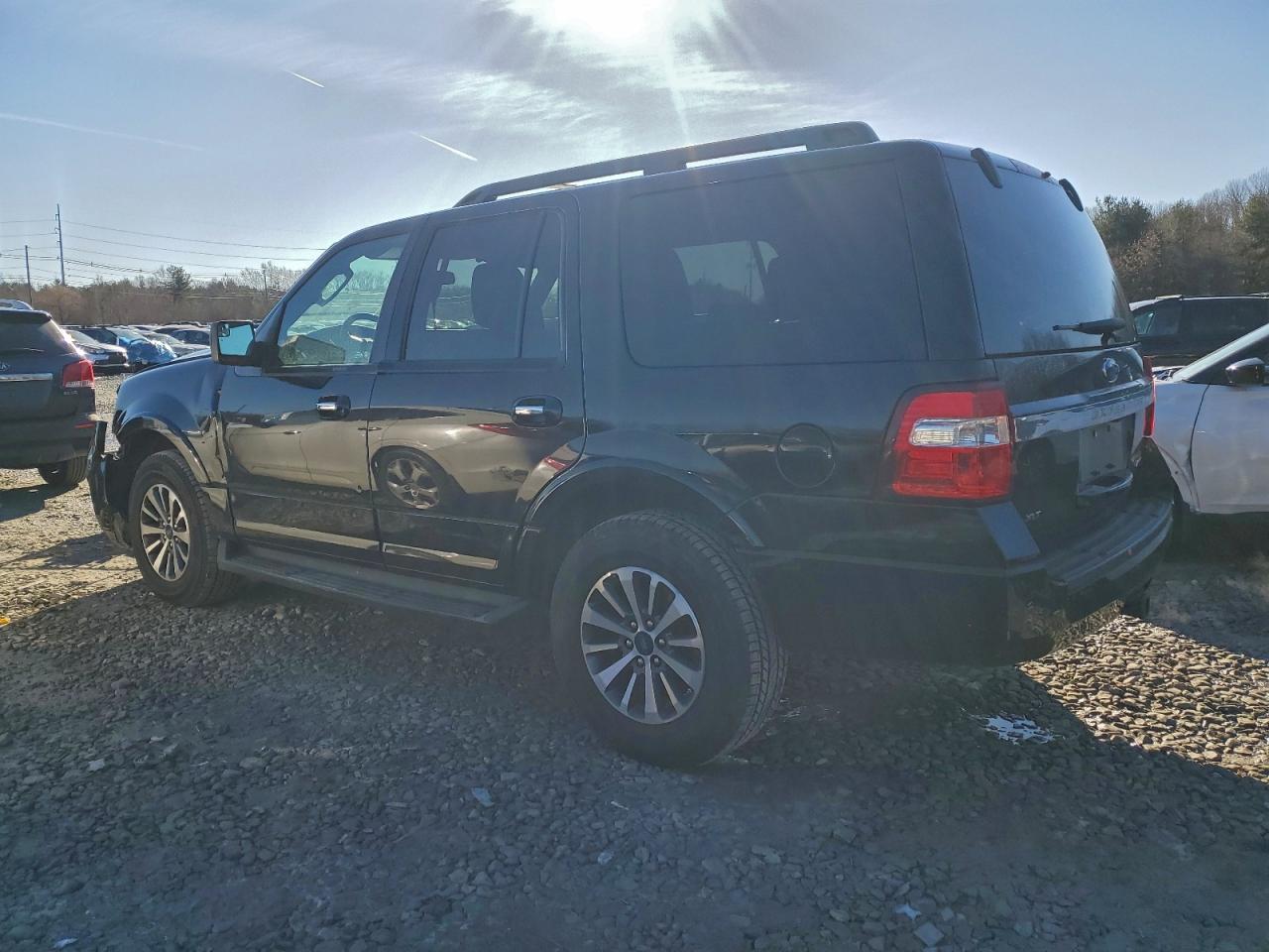 Ford Expedition Xlt Image 10